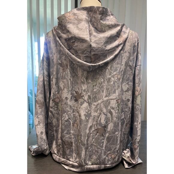 Women's Camouflage Hooded Top - Picture 3 of 3
